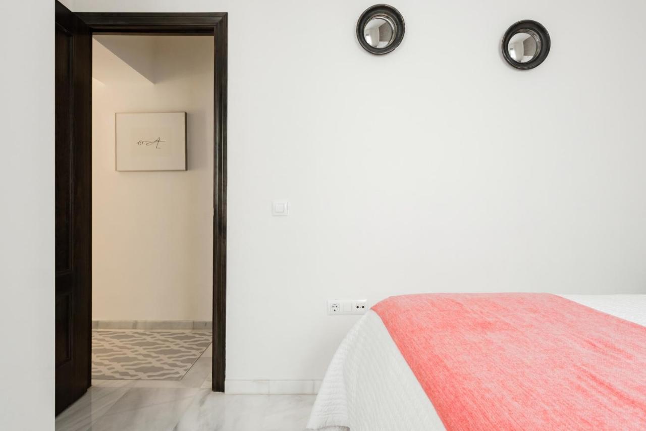 Apartamento Con Solera En El Corazon De Triana Sevilla Buitenkant foto