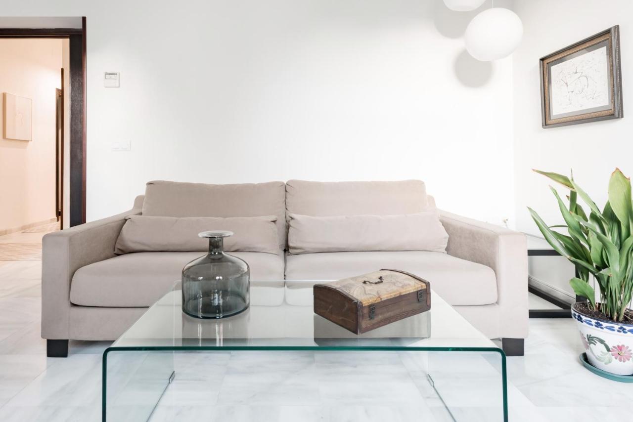 Apartamento Con Solera En El Corazon De Triana Sevilla Buitenkant foto